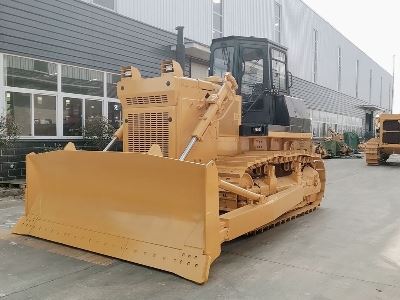 Bulldozer gran de granja 220 CV